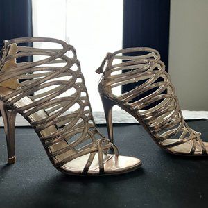 Stuart Weitzman Loops Leather Dress Sandal  Sz 8